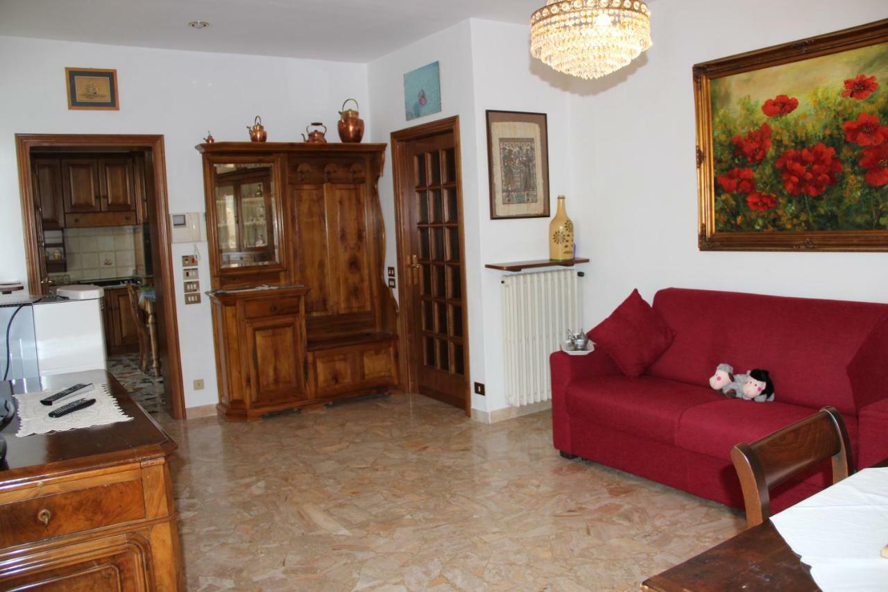 Le Coccole Del Trasimeno Guest House Tuoro sul Trasimeno Exterior photo